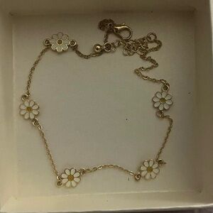 Daisy Chain Necklace